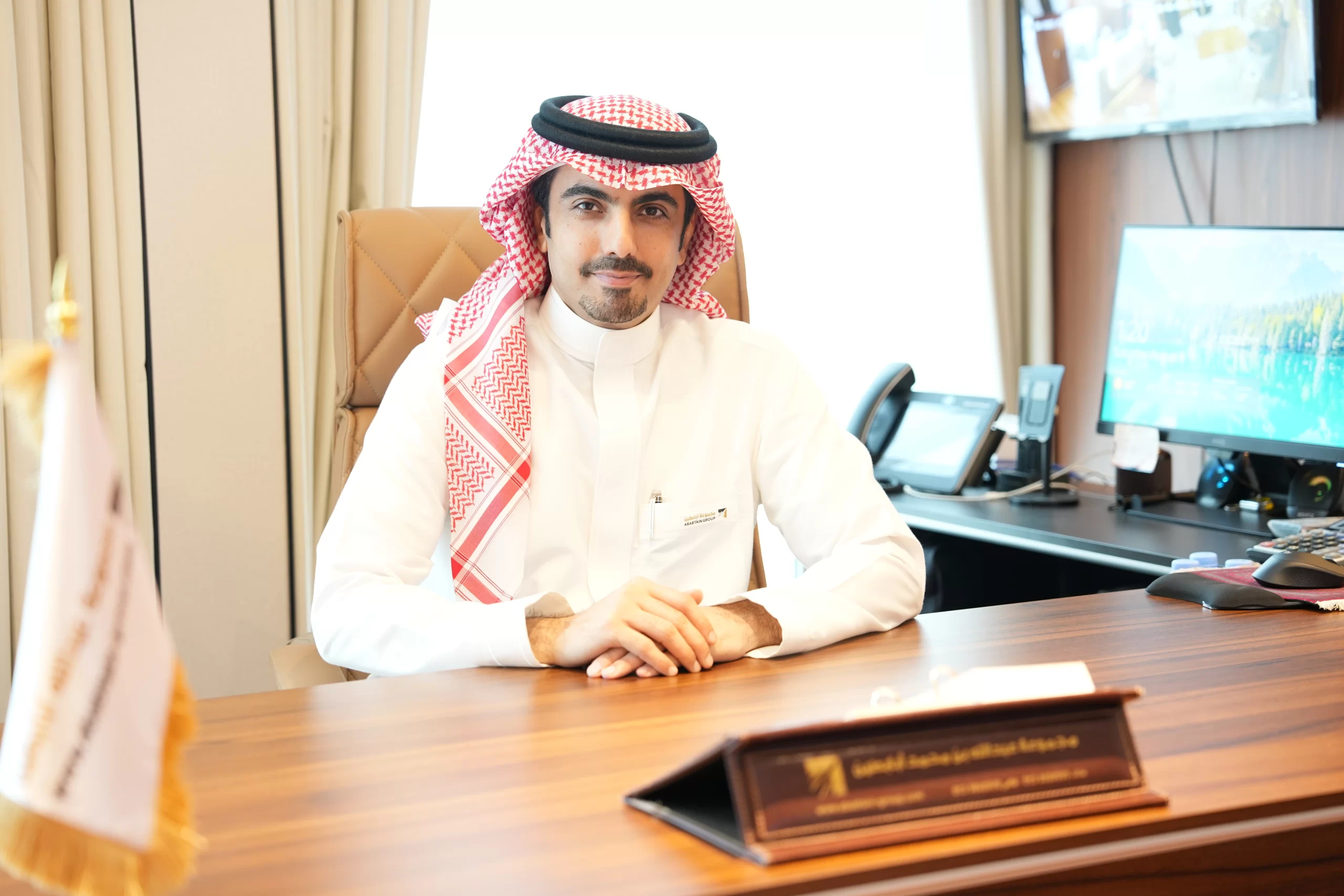 معرض 8