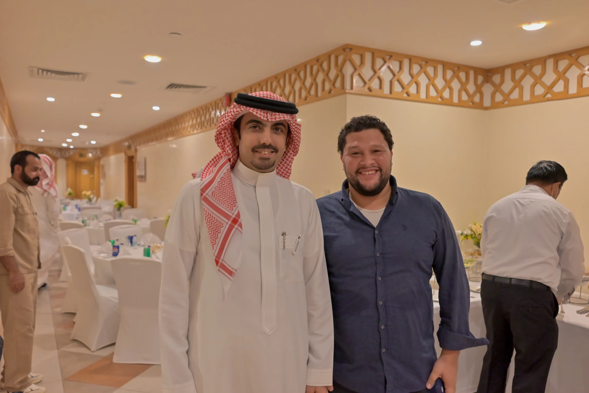 معرض 2