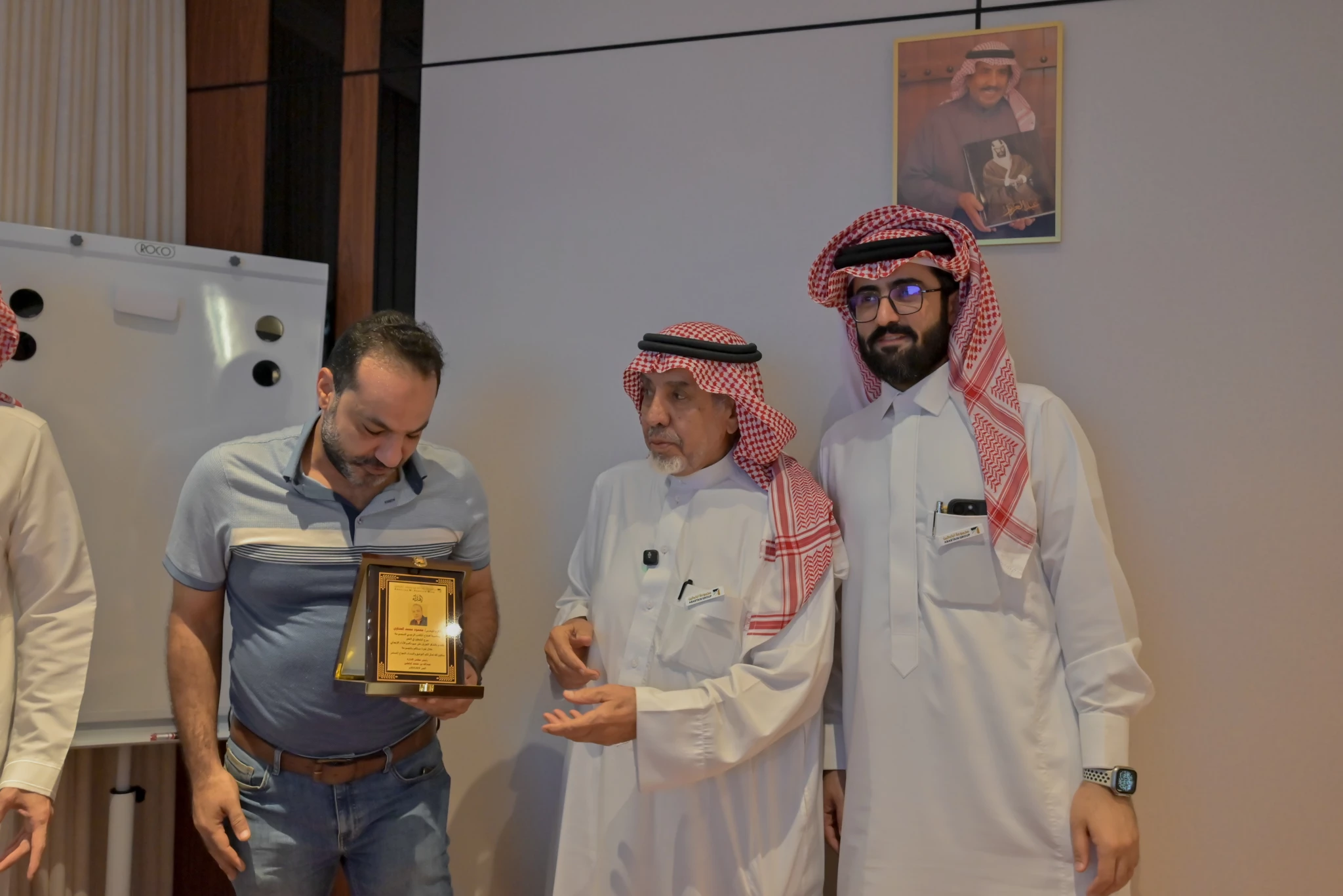 معرض 9